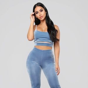 Blue suede Spaghetti cropped 2 piece pants set